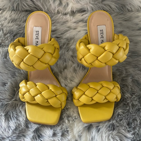 STEVE MADDEN Kenley Heel , Citron, size 6 - Picture 7 of 13